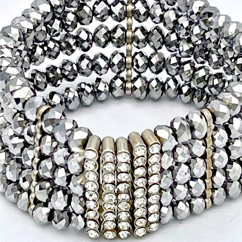 NWT GLAM SILVER SPARKLY CRYSTAL 5 STRAND STRETCH BRACELET AND SHIMMERY ACCENTS